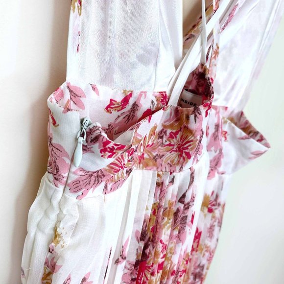 ⚡️SOLD⚡️ shein floral criss-cross accordion summer maxi dress - size small - Picture 6 of 9